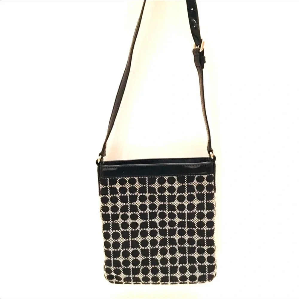 Vintage Kate Spade Dot Noel Crossbody Cream Canvas Patent Trim Classic Retro Bag